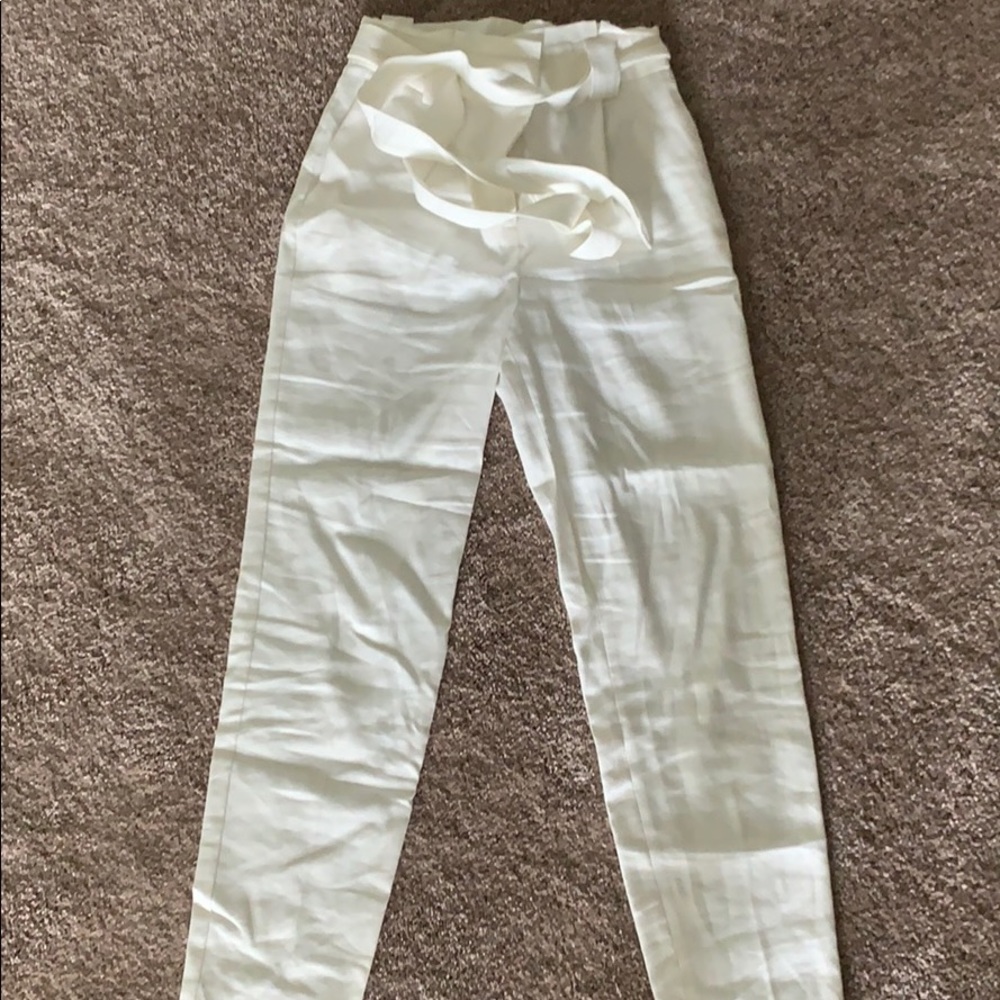 White paperbag pants